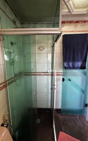 Apartamento à venda com 202m², 3 quartos e 5 vagasBanheiro da Suíte 2