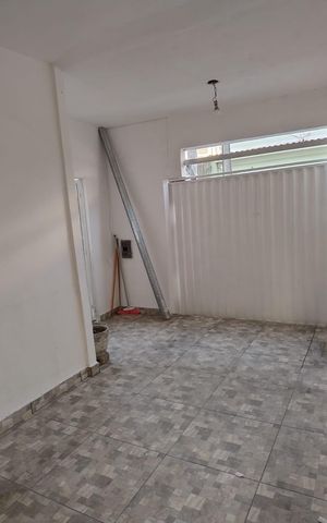 Casa para alugar com 100m², 2 quartos e 1 vaga Casa para alugar com 100m², 2 quartos e 1 vagaGaragem