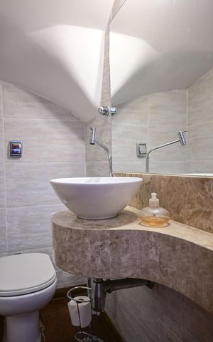 Casa de condomínio à venda com 394m², 4 quartos e 4 vagasLavabo