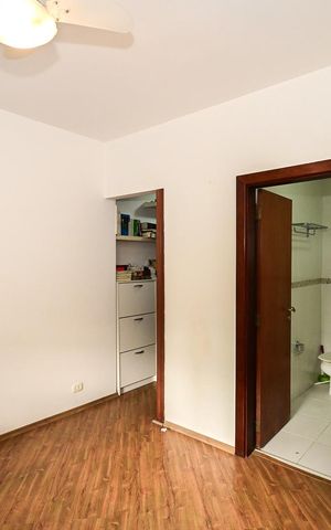 Casa de condomínio à venda com 394m², 4 quartos e 4 vagasSuíte 1