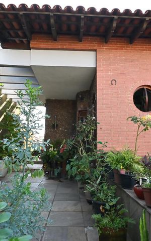 Casa para alugar com 280m², 3 quartos e 4 vagasEntrada