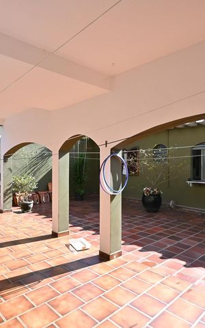 Casa para alugar com 280m², 3 quartos e 4 vagasQuintal