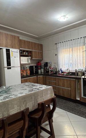Casa à venda com 128m², 3 quartos e 2 vagasCozinha