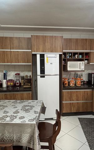 Casa à venda com 128m², 3 quartos e 2 vagasCozinha