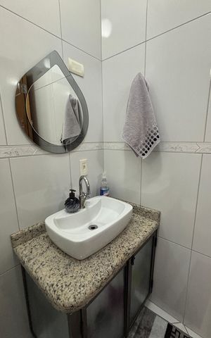 Casa à venda com 128m², 3 quartos e 2 vagasLavabo