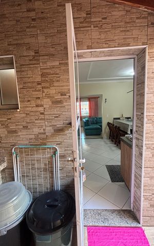 Casa à venda com 128m², 3 quartos e 2 vagasÁrea de Serviço