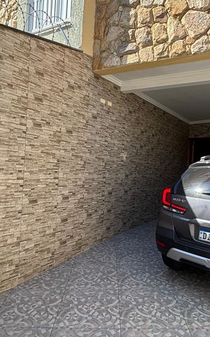 Casa à venda com 128m², 3 quartos e 2 vagasGaragem