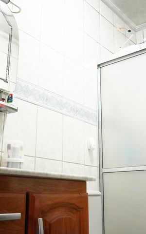 Casa para alugar com 105m², 3 quartos e 2 vagasBanheiro 1