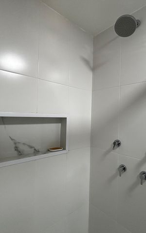 Studio à venda com 35m², 1 quarto e sem vaga Studio à venda com 35m², 1 quarto e sem vagaBanheiro
