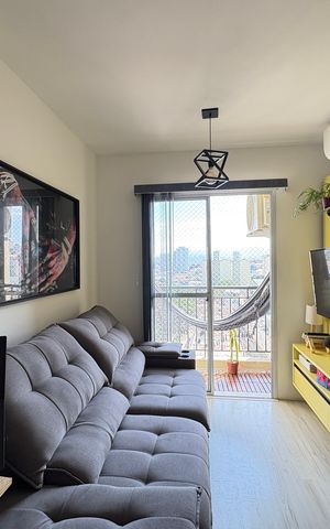 Apartamento à venda com 50m², 2 quartos e 1 vaga Apartamento à venda com 50m², 2 quartos e 1 vagaSala