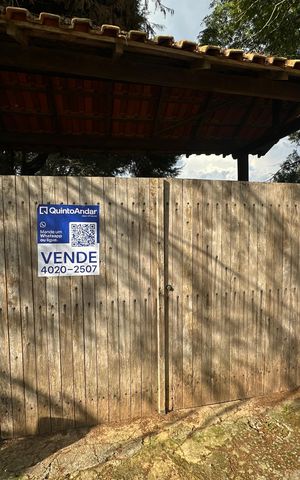 Casa de condomínio à venda com 4203m², 5 quartos e 16 vagas Casa de condomínio à venda com 4203m², 5 quartos e 16 vagasFachada