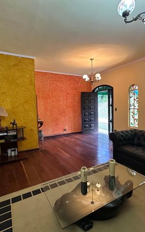 Casa de condomínio à venda com 4203m², 5 quartos e 16 vagas Casa de condomínio à venda com 4203m², 5 quartos e 16 vagasSala
