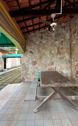 Casa de condomínio à venda com 4203m², 5 quartos e 16 vagas Casa de condomínio à venda com 4203m², 5 quartos e 16 vagasChurrasqueira