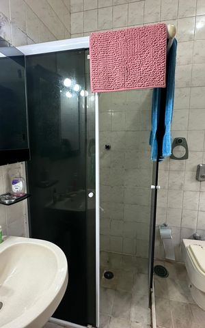 Casa de condomínio à venda com 4203m², 5 quartos e 16 vagas Casa de condomínio à venda com 4203m², 5 quartos e 16 vagasBanheiro da Suíte