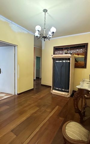 Casa de condomínio à venda com 4203m², 5 quartos e 16 vagas Casa de condomínio à venda com 4203m², 5 quartos e 16 vagasHall social