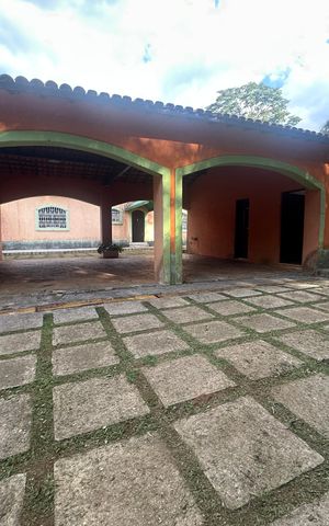 Casa de condomínio à venda com 4203m², 5 quartos e 16 vagas Casa de condomínio à venda com 4203m², 5 quartos e 16 vagasGaragem
