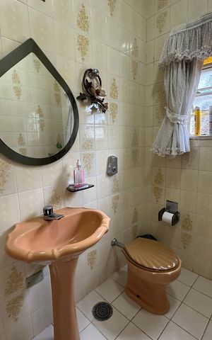 Casa de condomínio à venda com 4203m², 5 quartos e 16 vagas Casa de condomínio à venda com 4203m², 5 quartos e 16 vagasLavabo