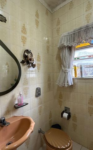Casa de condomínio à venda com 4203m², 5 quartos e 16 vagas Casa de condomínio à venda com 4203m², 5 quartos e 16 vagasLavabo
