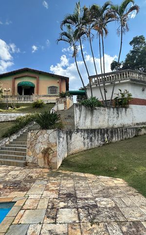 Casa de condomínio à venda com 4203m², 5 quartos e 16 vagas Casa de condomínio à venda com 4203m², 5 quartos e 16 vagasQuintal