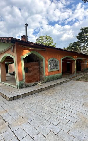 Casa de condomínio à venda com 4203m², 5 quartos e 16 vagas Casa de condomínio à venda com 4203m², 5 quartos e 16 vagasChurrasqueira