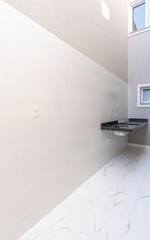 Casa à venda com 185m², 3 quartos e 4 vagas Casa à venda com 185m², 3 quartos e 4 vagasVaranda e Área Gourmet