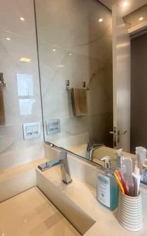 Apartamento à venda com 65m², 2 quartos e 2 vagasBanheiro da Suíte