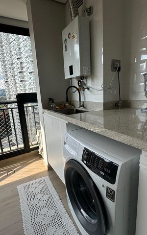 Apartamento à venda com 65m², 2 quartos e 2 vagasÁrea de Serviço