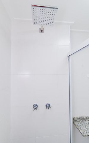 Apartamento à venda com 80m², 3 quartos e 2 vagasBanheiro da Suíte