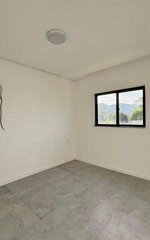 Apartamento à venda com 255m², 3 quartos e 2 vagas Apartamento à venda com 255m², 3 quartos e 2 vagasSuíte 2