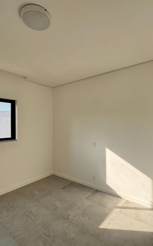 Apartamento à venda com 255m², 3 quartos e 2 vagas Apartamento à venda com 255m², 3 quartos e 2 vagasSuíte 2