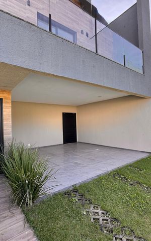 Apartamento à venda com 255m², 3 quartos e 2 vagas Apartamento à venda com 255m², 3 quartos e 2 vagasÁrea externa