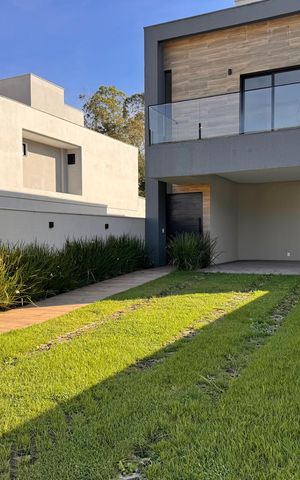 Apartamento à venda com 255m², 3 quartos e 2 vagas Apartamento à venda com 255m², 3 quartos e 2 vagasFachada