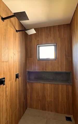 Apartamento à venda com 255m², 3 quartos e 2 vagas Apartamento à venda com 255m², 3 quartos e 2 vagasSuíte 1 - Banheiro