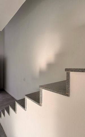 Apartamento à venda com 255m², 3 quartos e 2 vagas Apartamento à venda com 255m², 3 quartos e 2 vagasSala