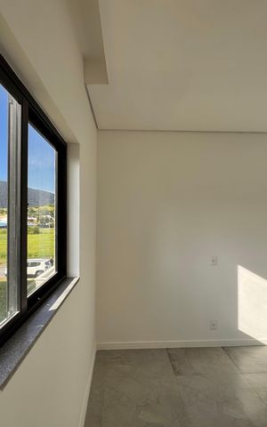Apartamento à venda com 255m², 3 quartos e 2 vagas Apartamento à venda com 255m², 3 quartos e 2 vagasSuíte 2