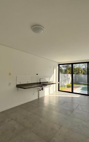 Apartamento à venda com 255m², 3 quartos e 2 vagas Apartamento à venda com 255m², 3 quartos e 2 vagasCozinha