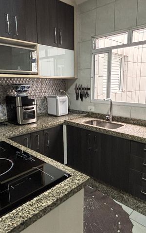Apartamento à venda com 220m², 3 quartos e 2 vagas Apartamento à venda com 220m², 3 quartos e 2 vagasCozinha