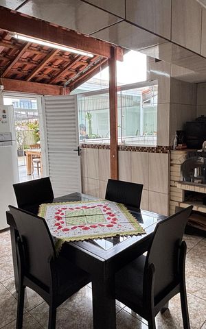 Apartamento à venda com 220m², 3 quartos e 2 vagas Apartamento à venda com 220m², 3 quartos e 2 vagasCobertura