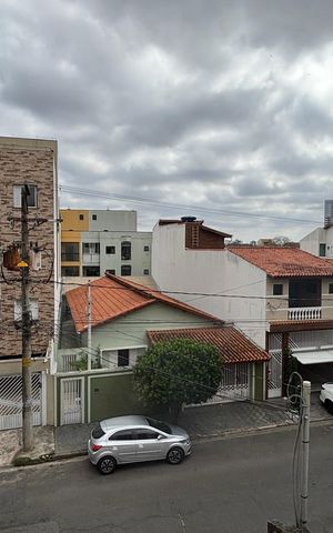 Apartamento à venda com 220m², 3 quartos e 2 vagas Apartamento à venda com 220m², 3 quartos e 2 vagasQuarto 1 Vista