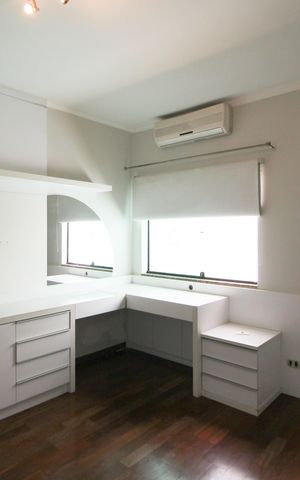 Casa à venda com 144m², 3 quartos e 3 vagas Casa à venda com 144m², 3 quartos e 3 vagasQuarto