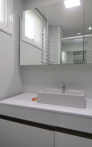 Apartamento à venda com 54m², 2 quartos e 1 vagaBanheiro 