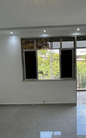 Apartamento à venda com 75m², 3 quartos e sem vagaSala