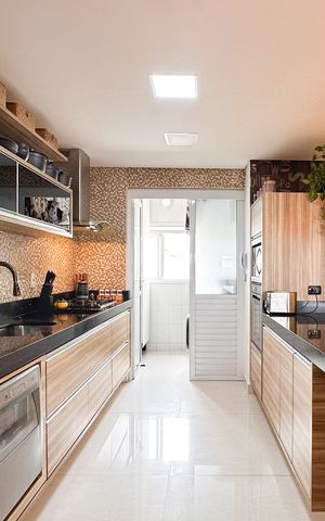 Apartamento à venda com 153m², 4 quartos e 2 vagas Apartamento à venda com 153m², 4 quartos e 2 vagasCozinha