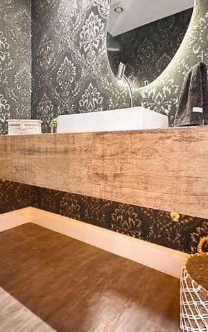 Apartamento à venda com 153m², 4 quartos e 2 vagas Apartamento à venda com 153m², 4 quartos e 2 vagasLavabo