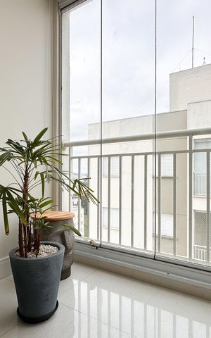 Apartamento à venda com 153m², 4 quartos e 2 vagas Apartamento à venda com 153m², 4 quartos e 2 vagasSacada do Escritório