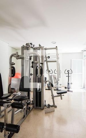 Apartamento à venda com 153m², 4 quartos e 2 vagas Apartamento à venda com 153m², 4 quartos e 2 vagasÁrea comum - Academia