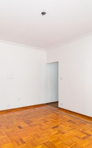 Apartamento à venda com 75m², 2 quartos e 1 vaga Apartamento à venda com 75m², 2 quartos e 1 vagaSala