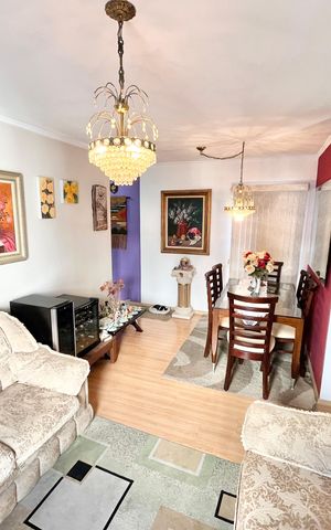 Apartamento à venda com 78m², 2 quartos e 1 vagaSala