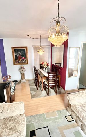 Apartamento à venda com 78m², 2 quartos e 1 vagaSala