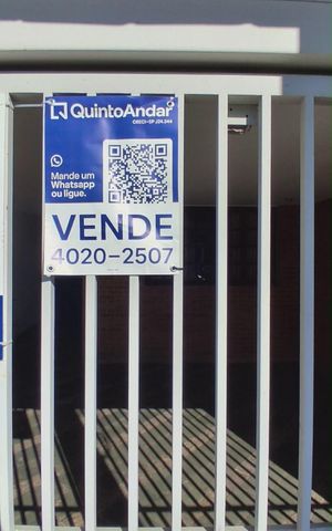 Casa à venda com 160m², 5 quartos e 2 vagas Casa à venda com 160m², 5 quartos e 2 vagasPlaca